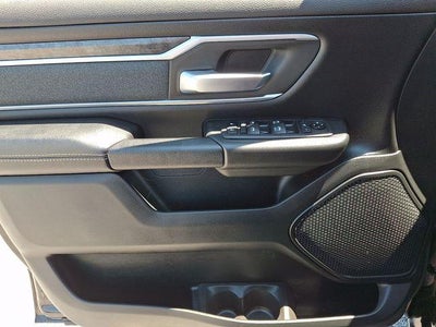 2021 RAM 1500 Big Horn Crew Cab 4x4 5'7" Box