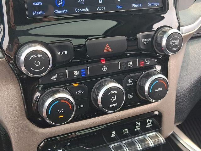 2020 RAM 1500 Laramie Crew Cab 4x4 5'7" Box