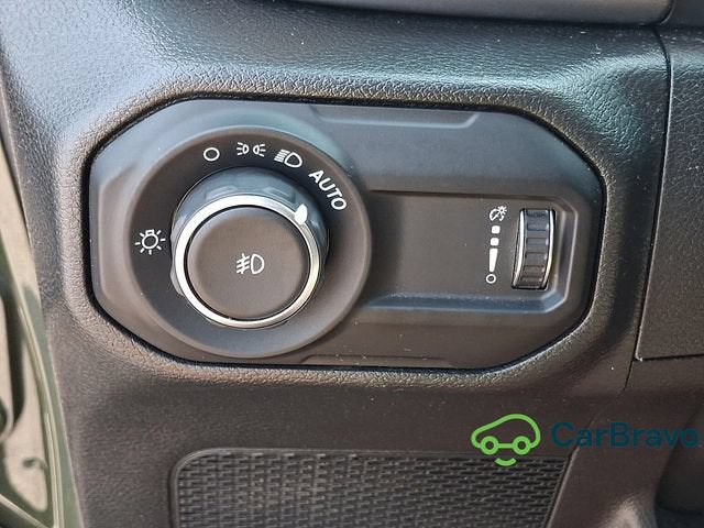 2023 Jeep Wrangler 4-Door Freedom 4x4