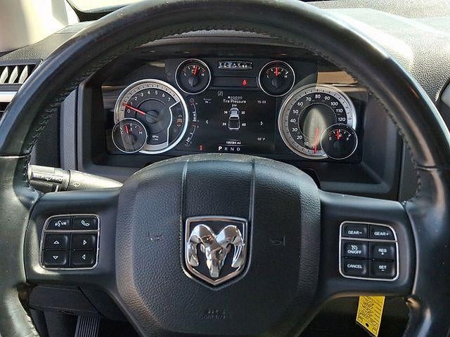 2017 RAM 1500 Big Horn Crew Cab 4x4 5'7" Box