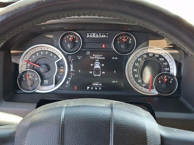 2017 RAM 1500 Big Horn Crew Cab 4x4 5'7" Box