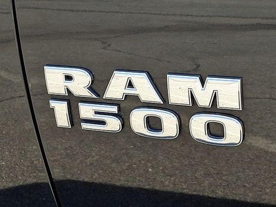 2017 RAM 1500 Big Horn Crew Cab 4x4 5'7" Box