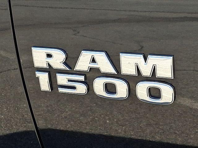 2017 RAM 1500 Big Horn Crew Cab 4x4 5'7" Box