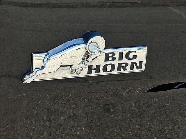 2017 RAM 1500 Big Horn Crew Cab 4x4 5'7" Box