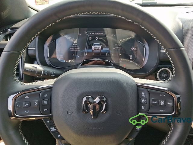 2025 RAM 1500 Limited Crew Cab 4x4 5'7" Box