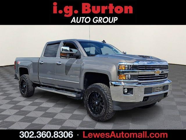 2017 Chevrolet Silverado HD LTZ 4WD Crew Cab Standard Box's photo
