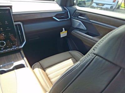 2027 GMC Acadia Denali Ultimate