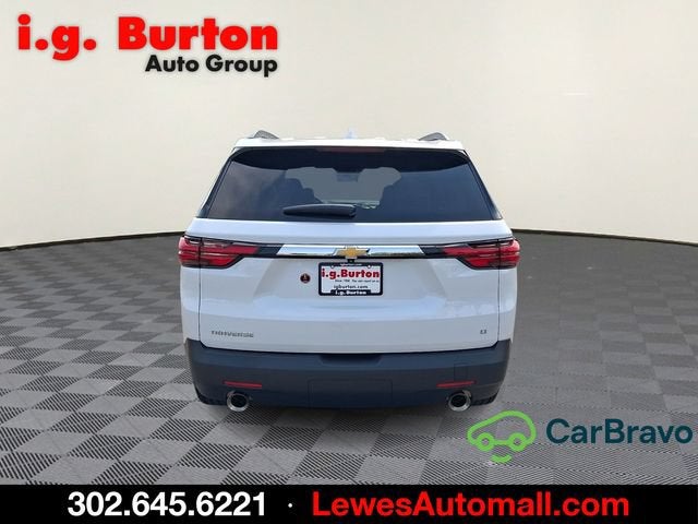 2023 Chevrolet Traverse LT Cloth