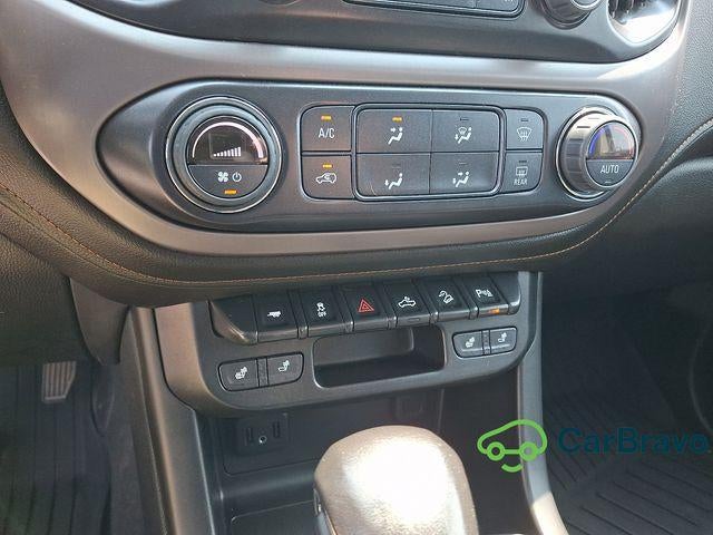 2022 GMC Canyon AT4 - Leather