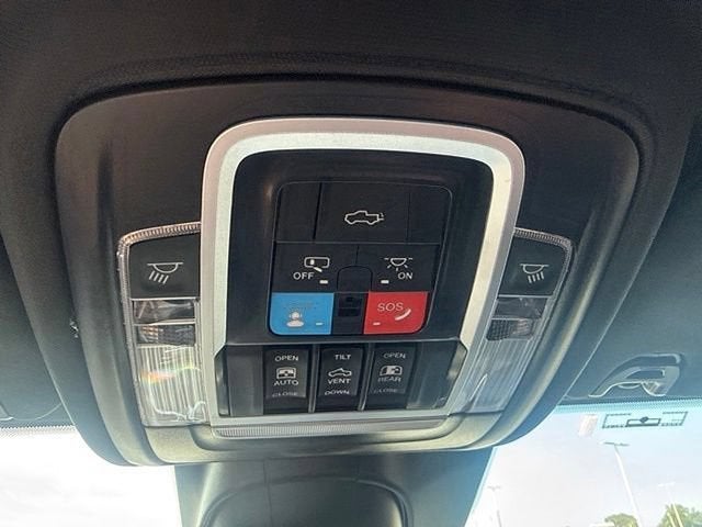 2024 RAM 3500 Laramie Crew Cab 4x4 8' Box