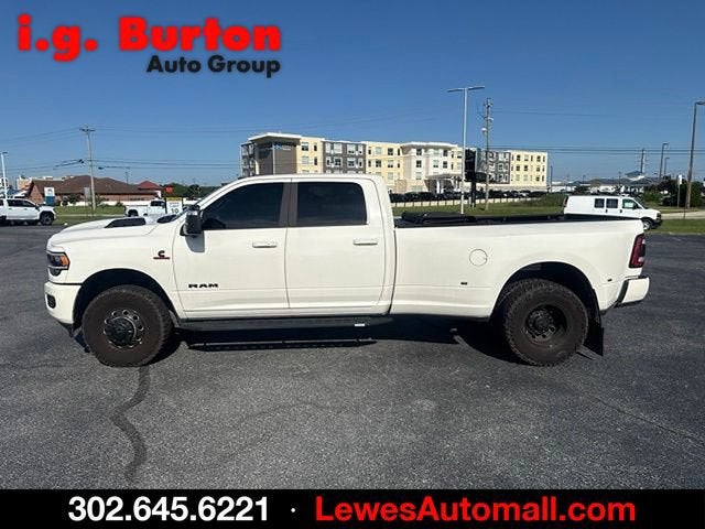 2024 RAM 3500 Laramie Crew Cab 4x4 8' Box