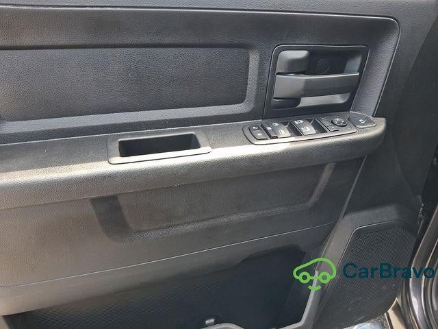 2023 RAM 2500 Tradesman Crew Cab 4x4 6'4" Box