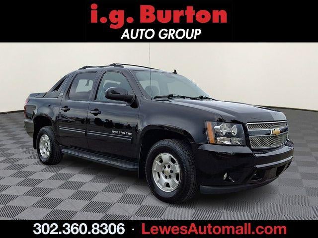 2013 Chevrolet Avalanche LS