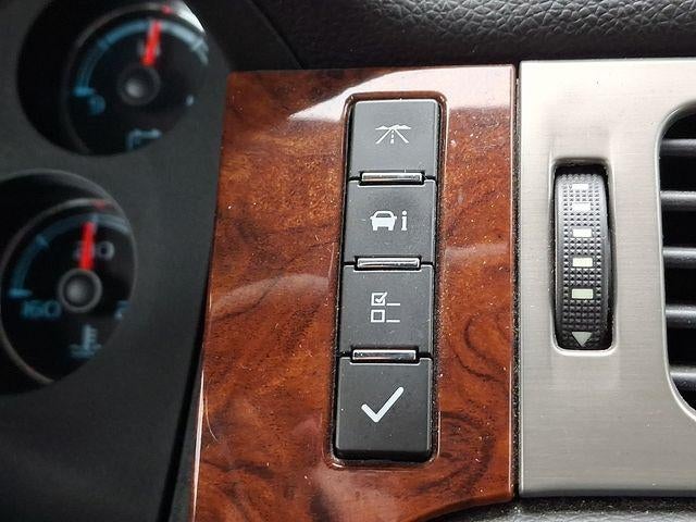 2013 Chevrolet Avalanche LS