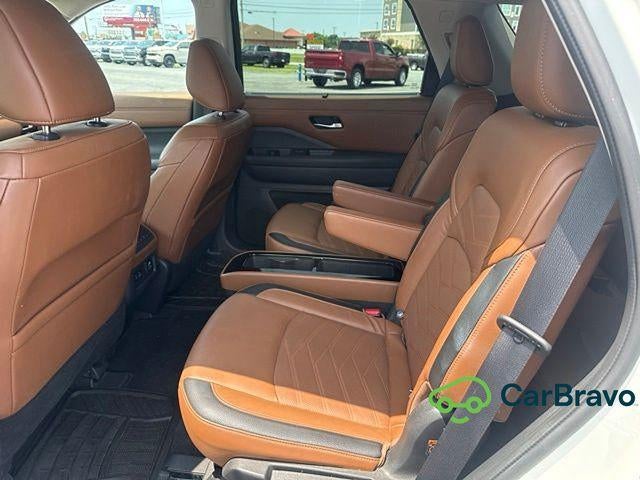 2022 Nissan Pathfinder Platinum 4WD