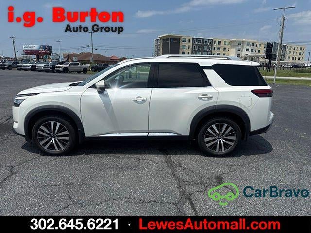2022 Nissan Pathfinder Platinum 4WD