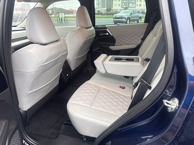 2023 Mitsubishi Outlander SEL 2.5 2WD