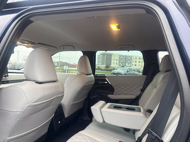 2023 Mitsubishi Outlander SEL 2.5 2WD
