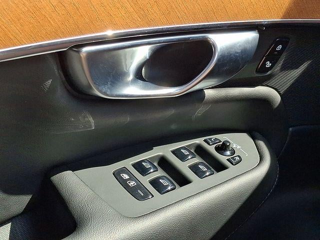 2023 Volvo XC90 B6 Plus 7-Seater