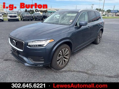 2020 Volvo XC90 T6 Momentum 7 Passenger
