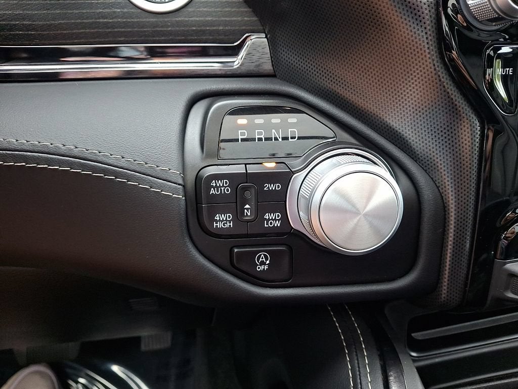 2024 RAM 1500 Limited Crew Cab 4x4 5'7" Box