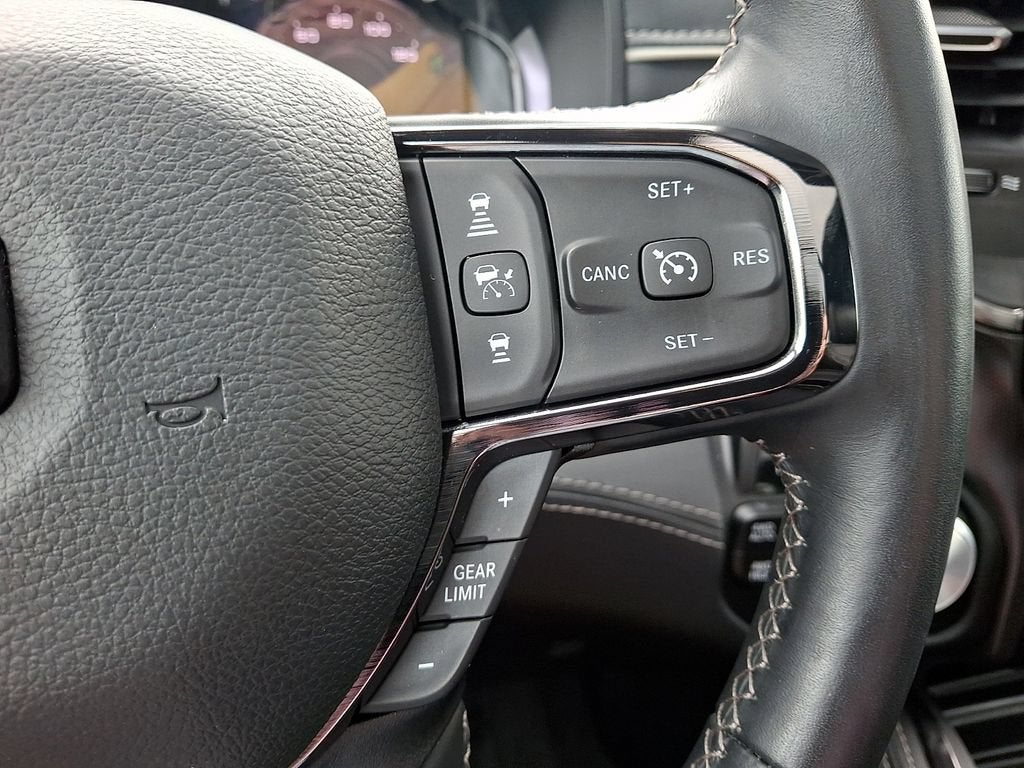 2024 RAM 1500 Limited Crew Cab 4x4 5'7" Box