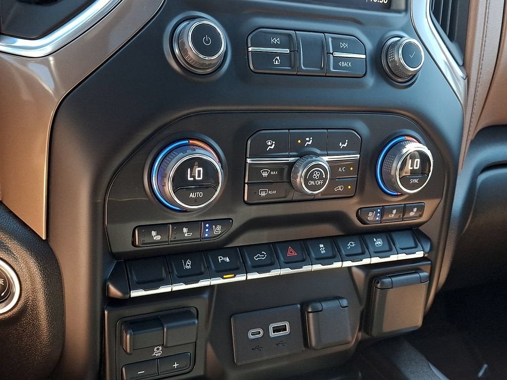 2023 Chevrolet Silverado 3500 HD High Country DRW