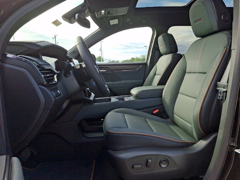 2027 GMC Acadia AT4
