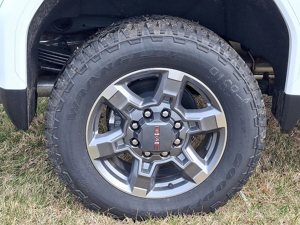 2026 GMC Sierra 2500 HD SLE