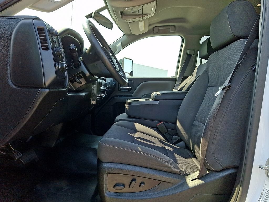 2021 Chevrolet Silverado 6500 HD Work Truck