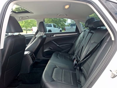 2016 Volkswagen Passat 1.8T SE