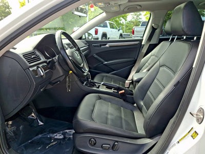 2016 Volkswagen Passat 1.8T SE