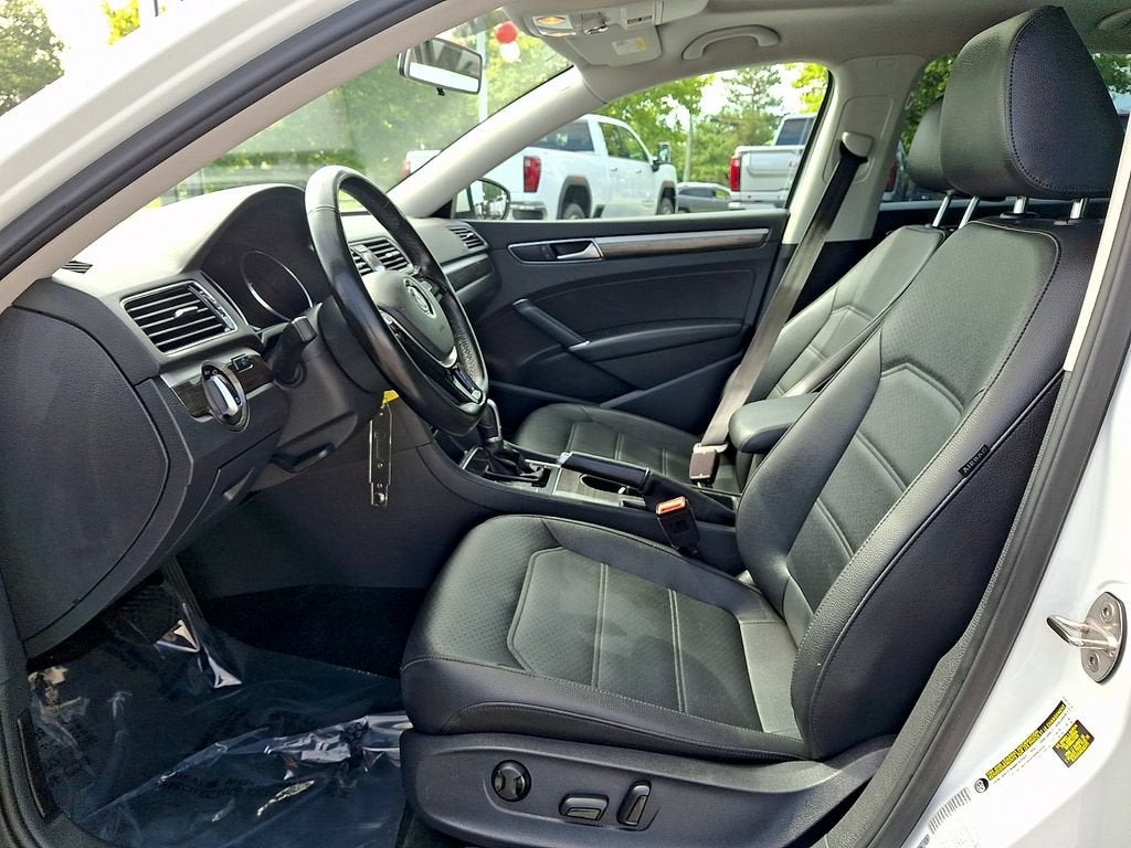 2016 Volkswagen Passat 1.8T SE