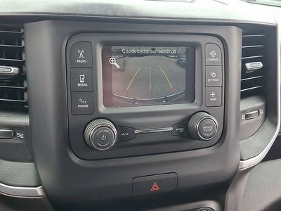 2020 RAM 1500 Big Horn Crew Cab 4x4 5'7" Box