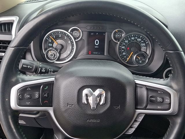 2020 RAM 1500 Big Horn Crew Cab 4x4 5'7" Box