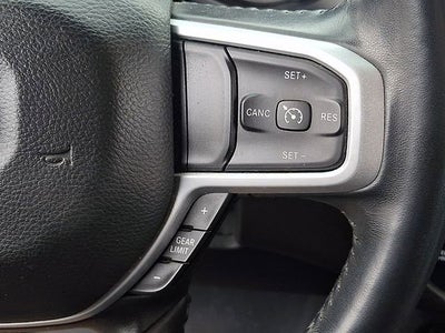 2020 RAM 1500 Big Horn Crew Cab 4x4 5'7" Box