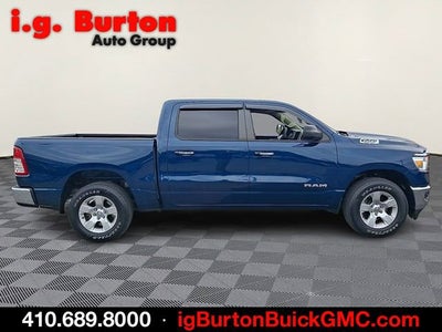 2020 RAM 1500 Big Horn Crew Cab 4x4 5'7" Box