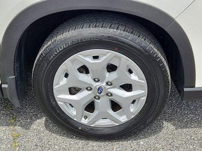 2023 Subaru Forester Base