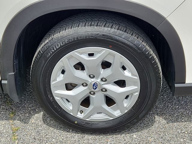 2023 Subaru Forester Base