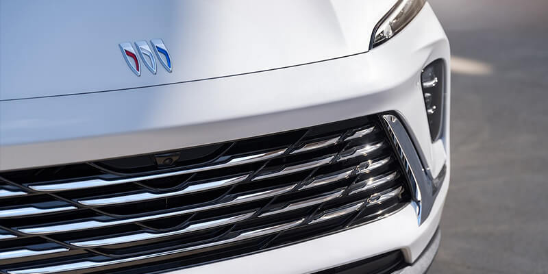Close-up of the 2025 Buick Envision's sleek and modern front grille